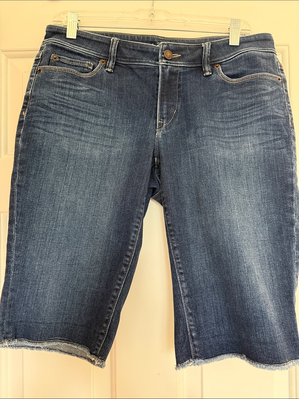 Women’s Mid-Blue Denim Bermuda Shorts
